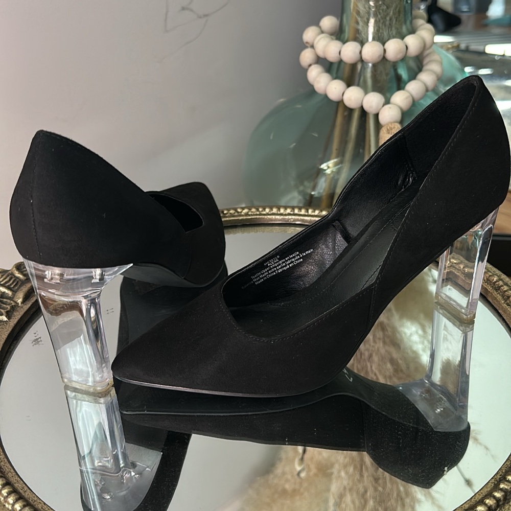 Andrew Marc New York clear heel shoes